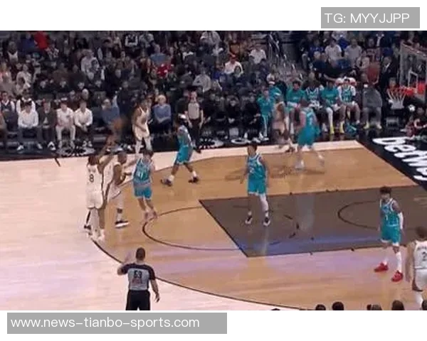 梅尔顿称勇士球员智慧超群战术板无法涵盖一切战术细节