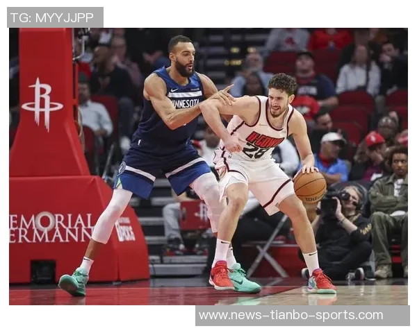 芬奇谈球队表现称戈贝尔发挥出色输球原因在于进攻端不力