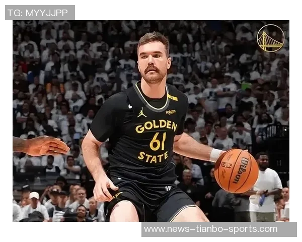 科尔盛赞斯潘塞为球队注入赢球动力与竞争精神显著改变球队面貌 科尔盛赞斯潘塞为球队注入赢球动力与竞争精神显著改变球队面貌